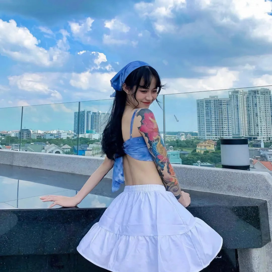 俏探女娇娃