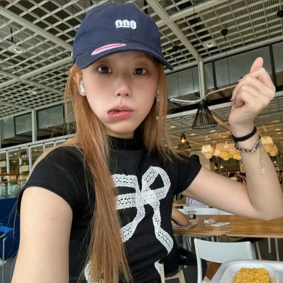 妳好,安妮